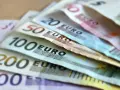 Euro banknoty o nominałach 200, 100, 50 i 20. Chorwacja waluta - euro, planowanie wakacji.