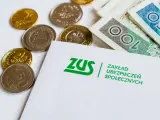 ZUS i monety. Zastanawiasz się, ile można dorobić do emerytury, by nie stracić świadczenia?