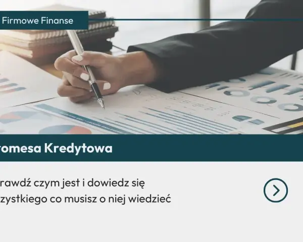 Ręka pisze na wykresach, analizując promesę kredytową. Dowiedz się więcej o finansach firmowych.